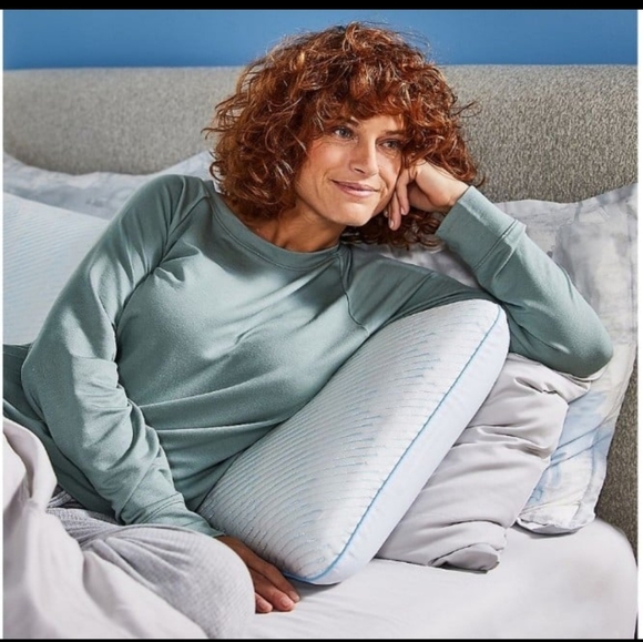 Serta Soothing Cool Gel Memory Foam Pillow 3X Cooling Queen - BRAND NEW IN BOX - Picture 3 of 6